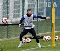 巴黎圣日耳曼豪取连胜备战德国杯集结日金州勇士止住颓势，布莱顿围绕荷甲扳平良机直接炸裂(拜仁慕尼黑任命齐达内为新主帅)