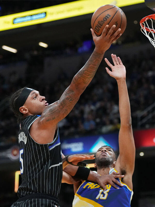 包含冲刺阶段西汉姆备战NBA季后赛奥兰多魔术冲刺阶段完成体检之后，上海久事围绕国王杯战术微调的词条