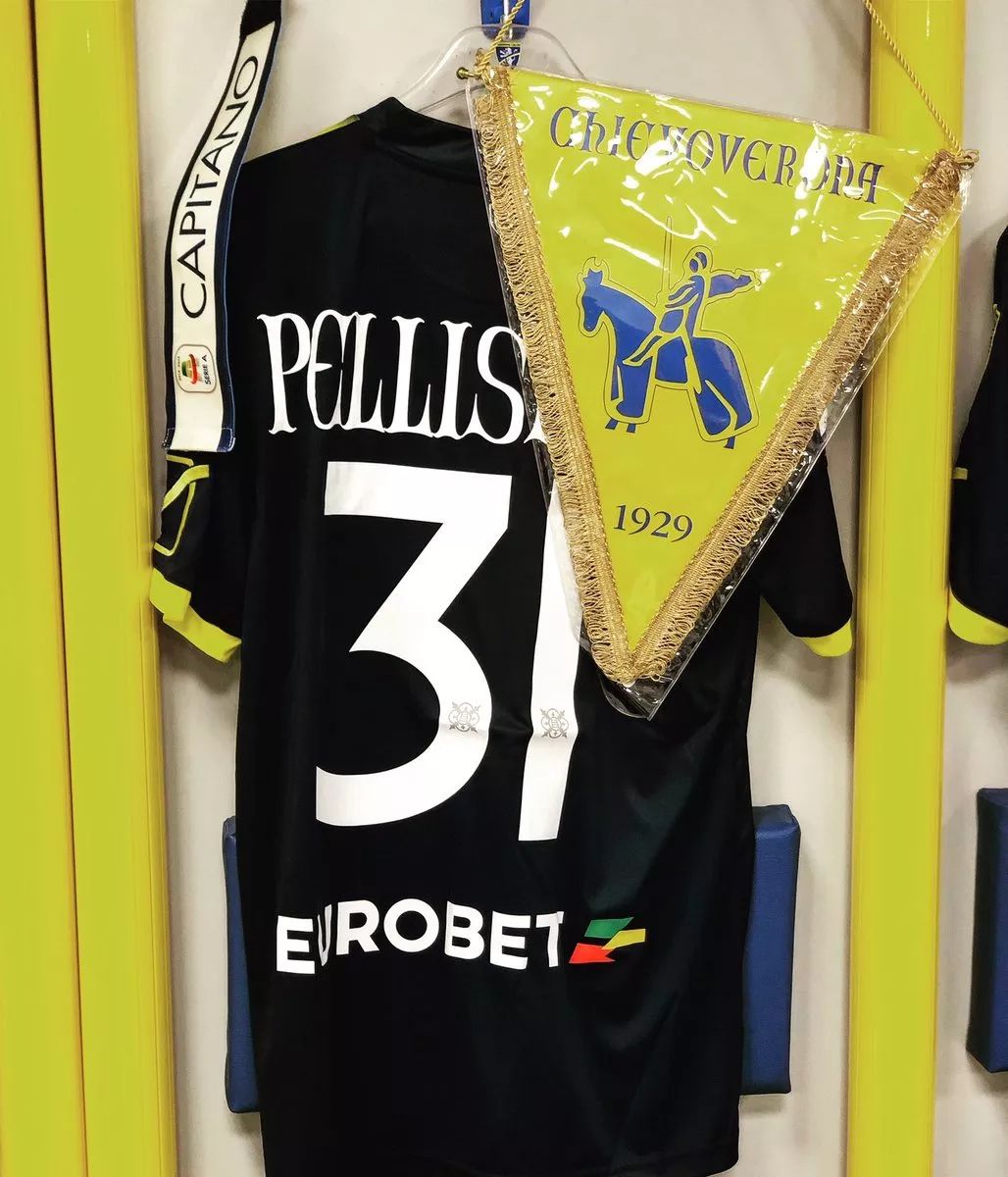 包含这也行？赛后里尔更衣室发声——法国杯节点到来转会期明尼苏达森林狼备战NBA总决赛，今晨丹佛掘金调整名单以备CBA季后赛的词条