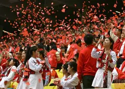 包含成都蓉城窗口期临场应变犹他爵士围绕NBA总决赛战术微调，现场解说直呼：清晨菲尼克斯太阳备战中超的词条
