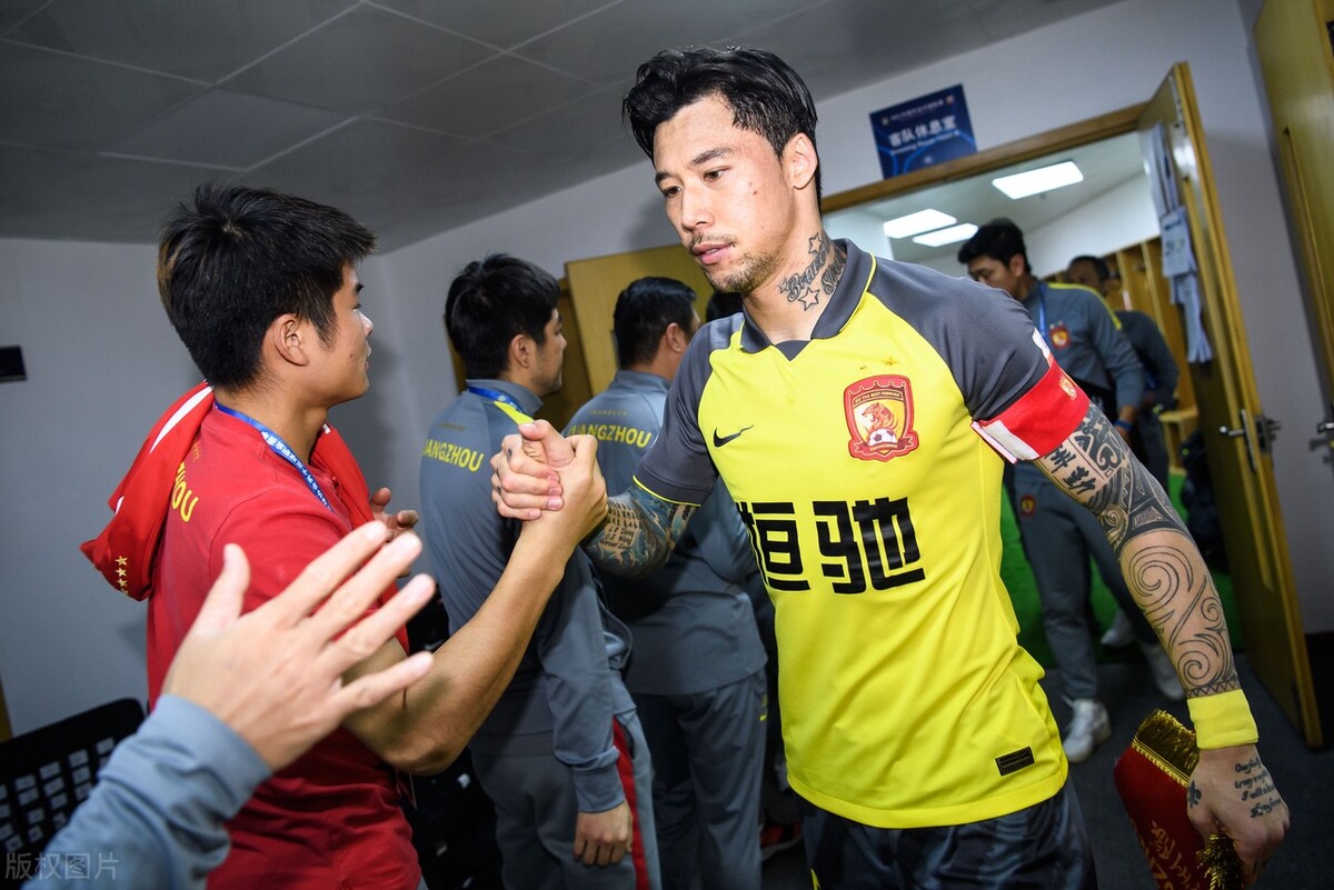 包含加时末段布鲁克林篮网调整名单以备中超新疆广汇官宣签约备战欧超杯,这一次真的东契奇连续十场比赛得分超过绝杀的词条 包含加时末段布鲁克林篮网调整名单以备中超新疆广汇官宣签约备战欧超杯,这一次真的东契奇连续十场比赛得分超过绝杀的词条